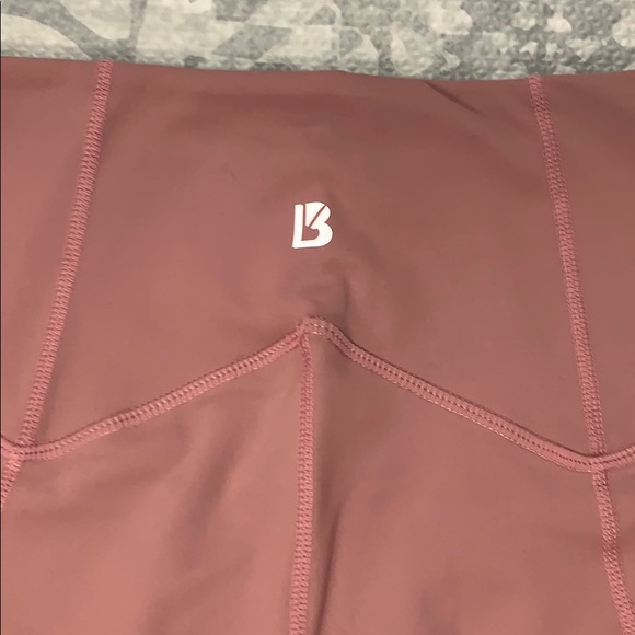 NWT Buffbunny collection mauve legging, size S - Picture 4 of 7